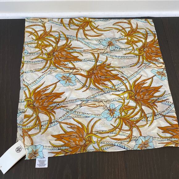 Last 2‼️NWT Tory Burch Women's Climbing Palms Square Scarf 144936 - Picture 2 of 9